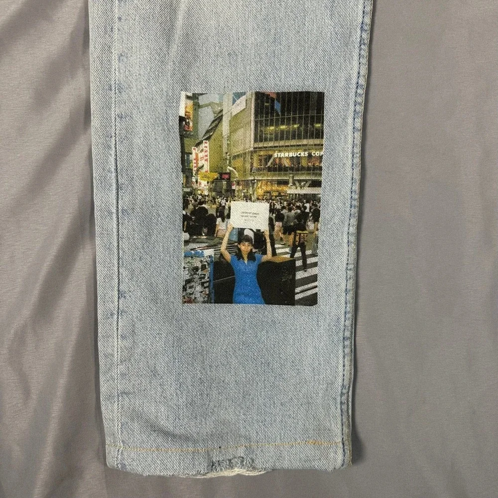 Levis light wash